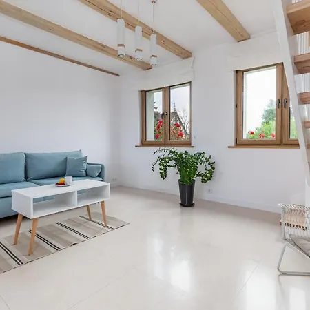 Dom Kolo Ustronia Morskiego By Renters