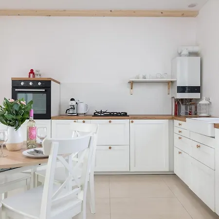 Feriehus Dom Kolo Ustronia Morskiego By Renters *